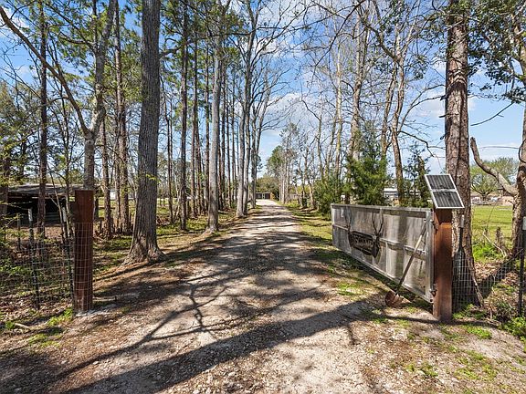 3rd image of 5406 S Tower Rd