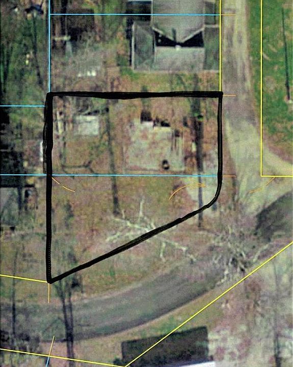 1st image of 12079 Walnut Dr