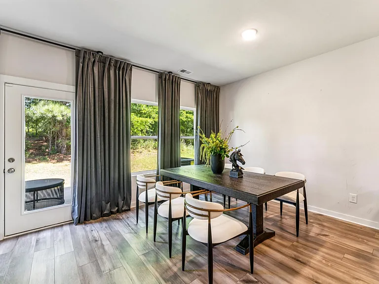 501 Polo Way — Photo 12
