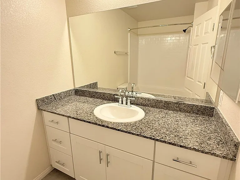 7331 Sunray Point St — Photo 26