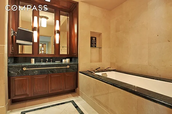 Rented by Compass | media 31