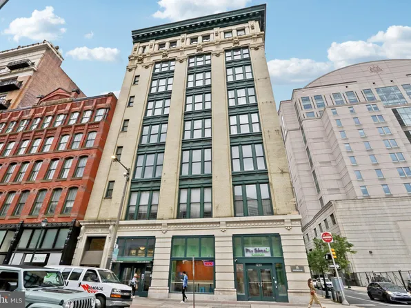 1228 Arch St #6E, Philadelphia, PA 19107