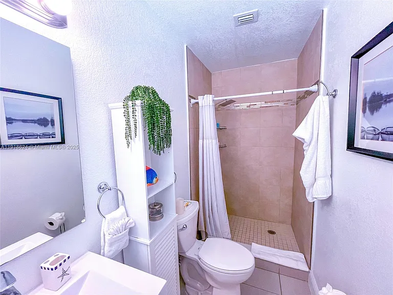 4420 NW 30th Ct — Photo 44