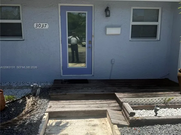 3037 NE 13th Ave, Fort Lauderdale, FL 33334