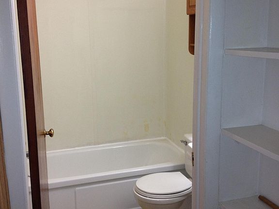 3rd image of 300 Main St #5