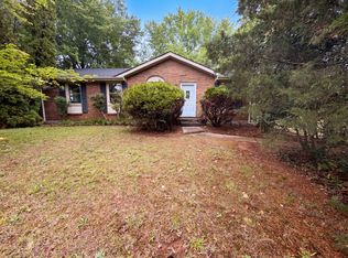 587 Lafayette Rd, Clarksville, TN 37042