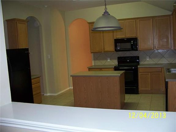 3rd image of 331 Swenson Dr