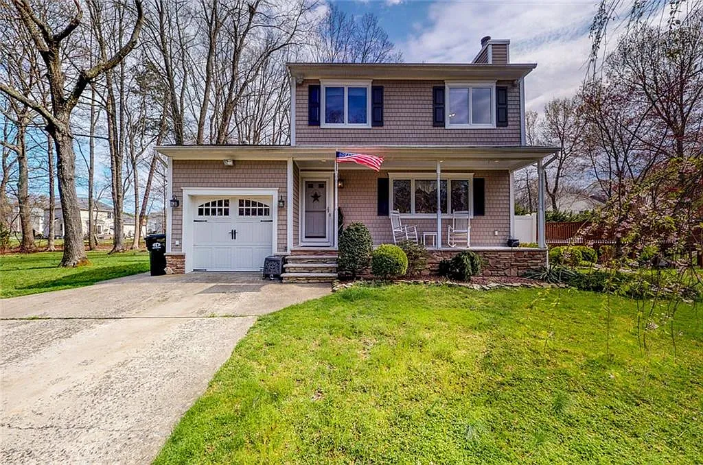 43 Flannigan Dr photo 1