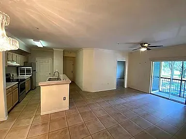 5608 Pinnacle Heights Cir #202 — Photo 2