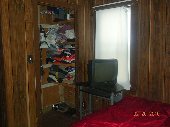 Bedroom #1 - Upstairs, Closet