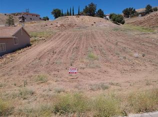 Johnson Rd, Lake Hughes, CA 93532
