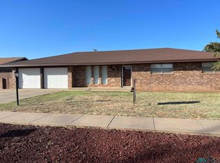1124 Oakhurst Rd, Clovis, NM 88101