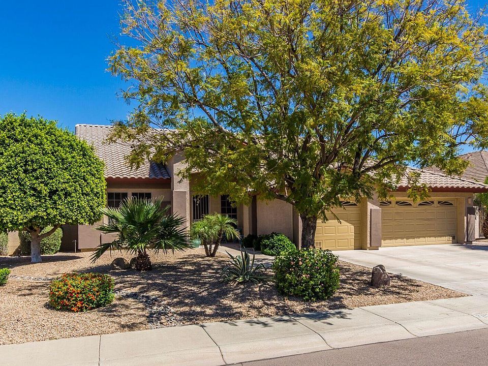 1st image of 7972 W Foothill Dr
