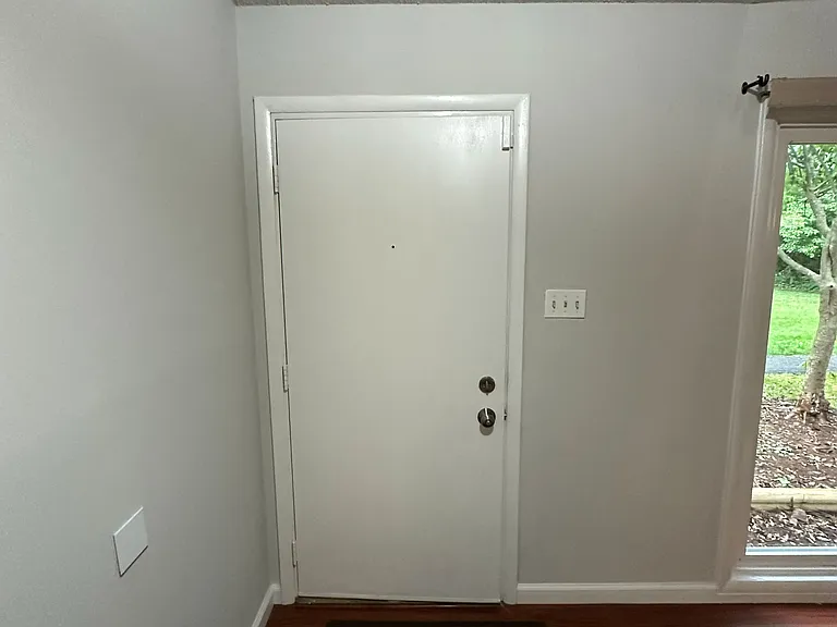 20 Regis Cir — Photo 3
