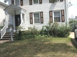 160-15 98th St, Howard Beach, NY 11414