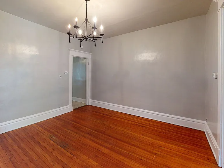 74 Euclid Ave — Photo 8