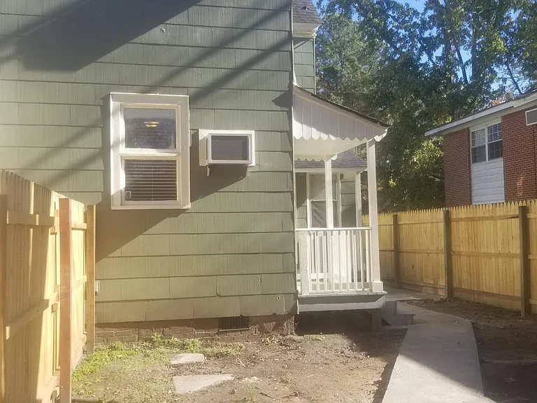 546 Broad St #2 — Photo 19