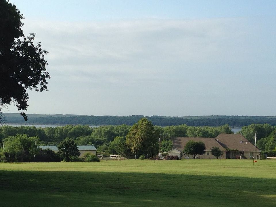 1st image of 10 Indian Trails Ln
