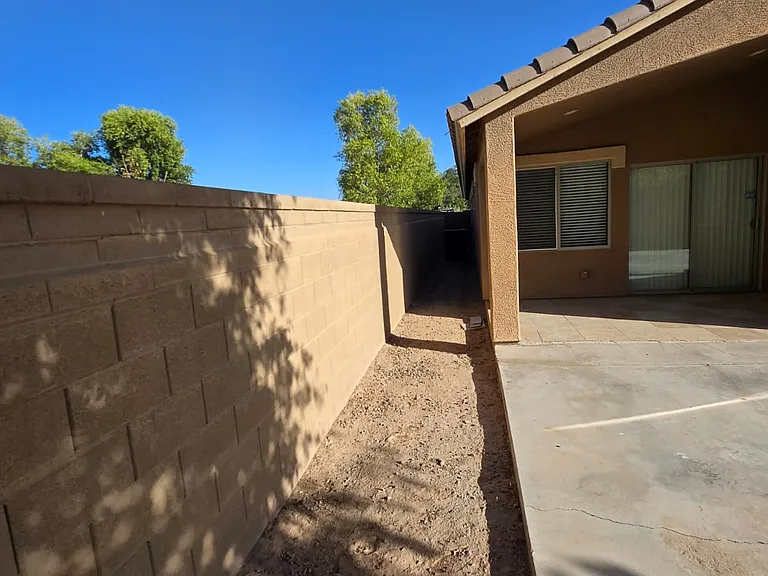 16868 W Roosevelt St — Photo 5