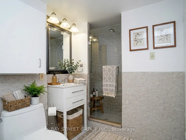 44 Saint Joseph St E #2006 — Photo 20