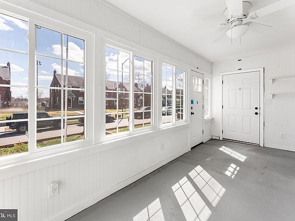 5th image of 620 Darby Rd