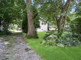 15 Sweet Birch Trl, Saunderstown, RI 02874