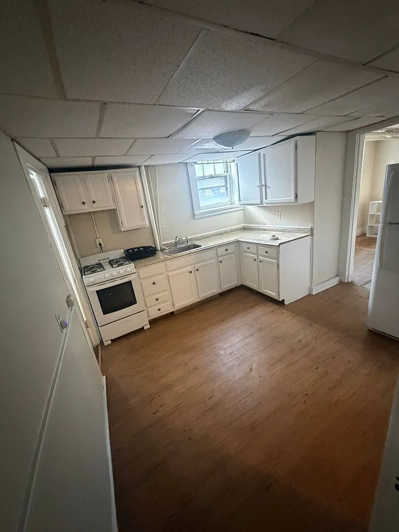 176 Chestnut Street — Photo 3