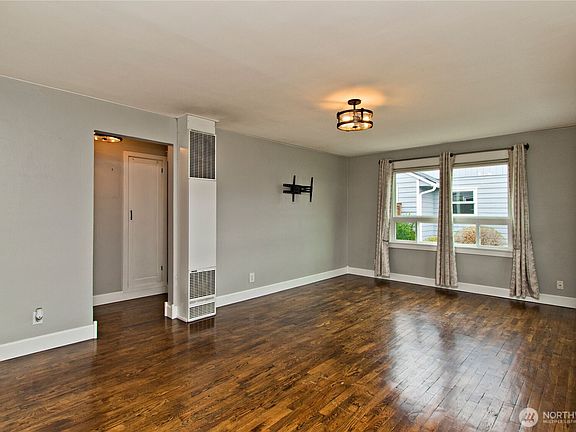 4th image of 1318 Lafromboise Street