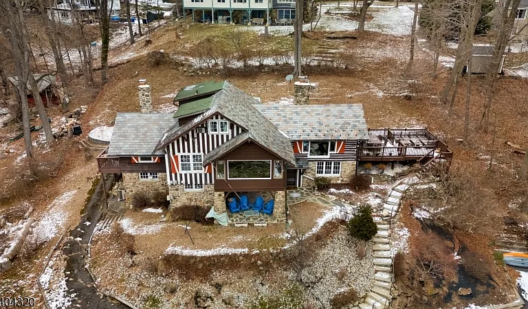 77 W Shore Trl — Photo 3