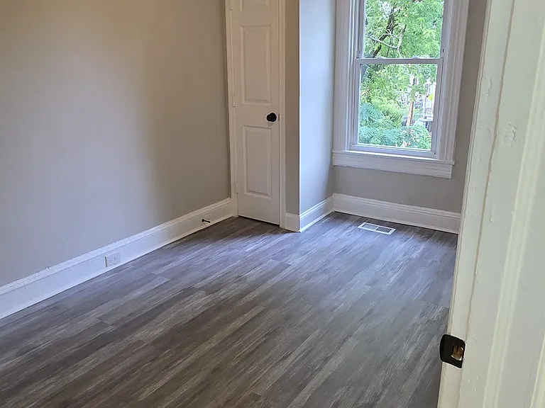 5208 Denmore Ave — Photo 7