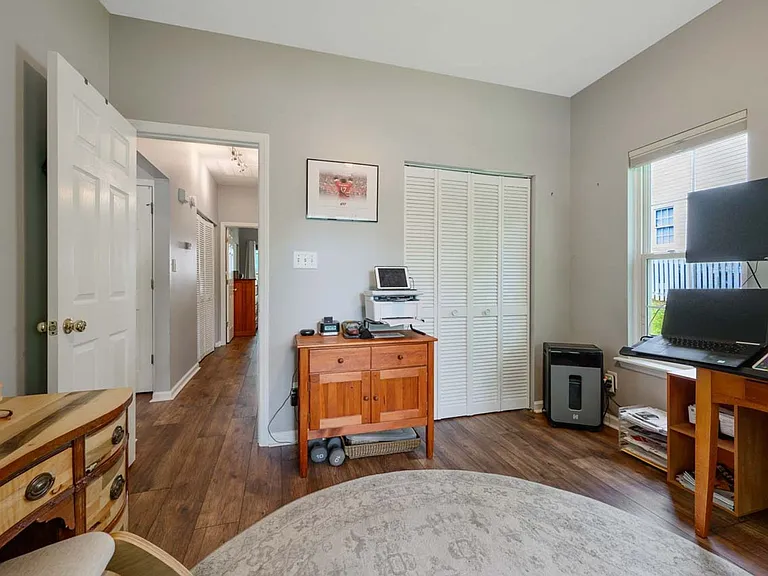 200 Highgate Cir — Photo 10