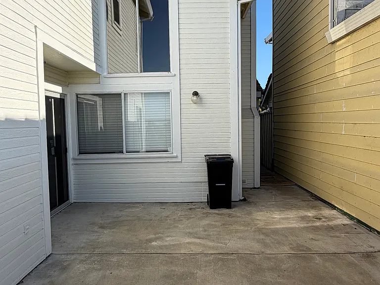 342 Wildrose Cir — Photo 15