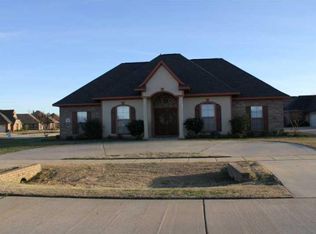 300 Dunleith Pl, Bossier City, LA 71112