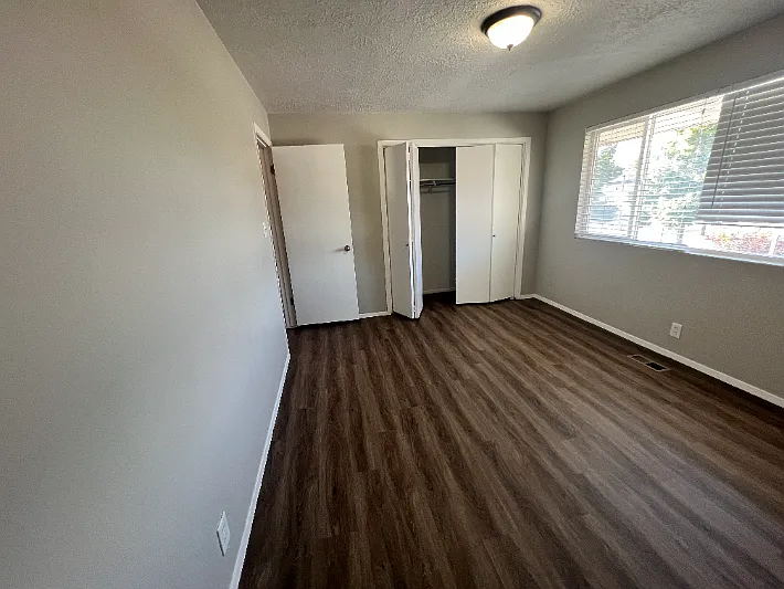 5875 S Highland Dr — Photo 5
