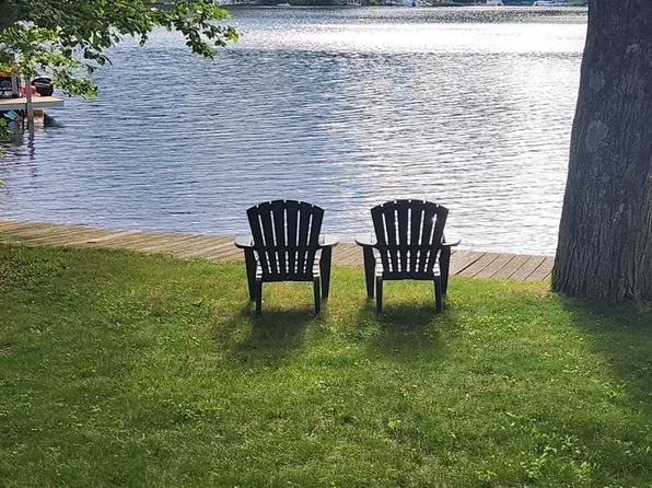 36 Massaconnic Trl, Holland, MA 01521