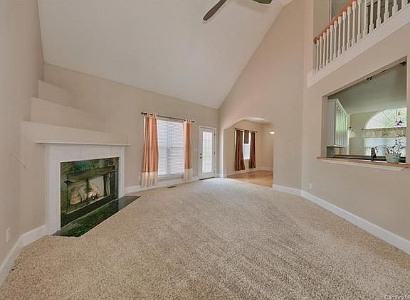 4th image of 1919 Jaya Dr