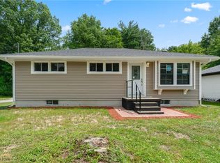 3198 Durst Dr, Cortland, OH 44410