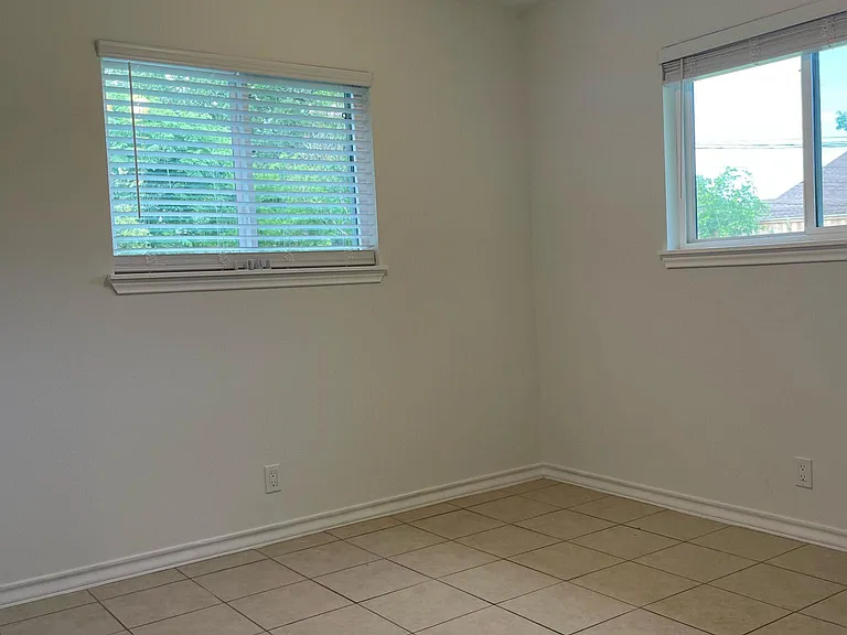 149 Oak Grove Dr — Photo 10
