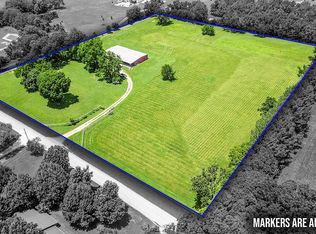 1219 Stratton Rd, Little Flock, AR 72756