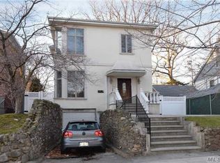 18629 Avon Rd, Jamaica, NY 11432