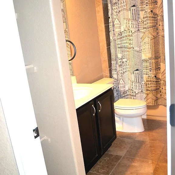 3943 Grissom Grv — Photo 17