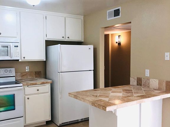 2nd image of 255 Sequoia Ct APT 16