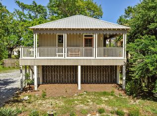 118 Terrace Ave, Pass Christian, MS 39571