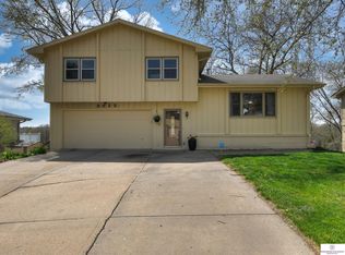 3912 N 95th St, Omaha, NE 68134