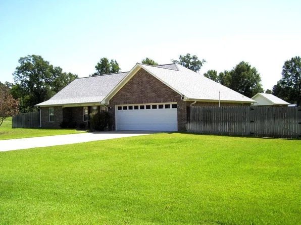 104 Shalie Cv, Ashdown, AR 71822