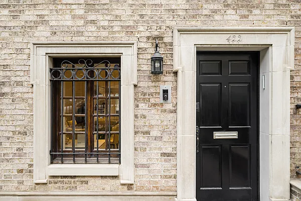 Rented by Douglas Elliman | media 14