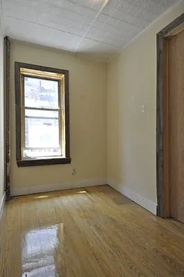 Rented by Veracity NYC LLC | media 29