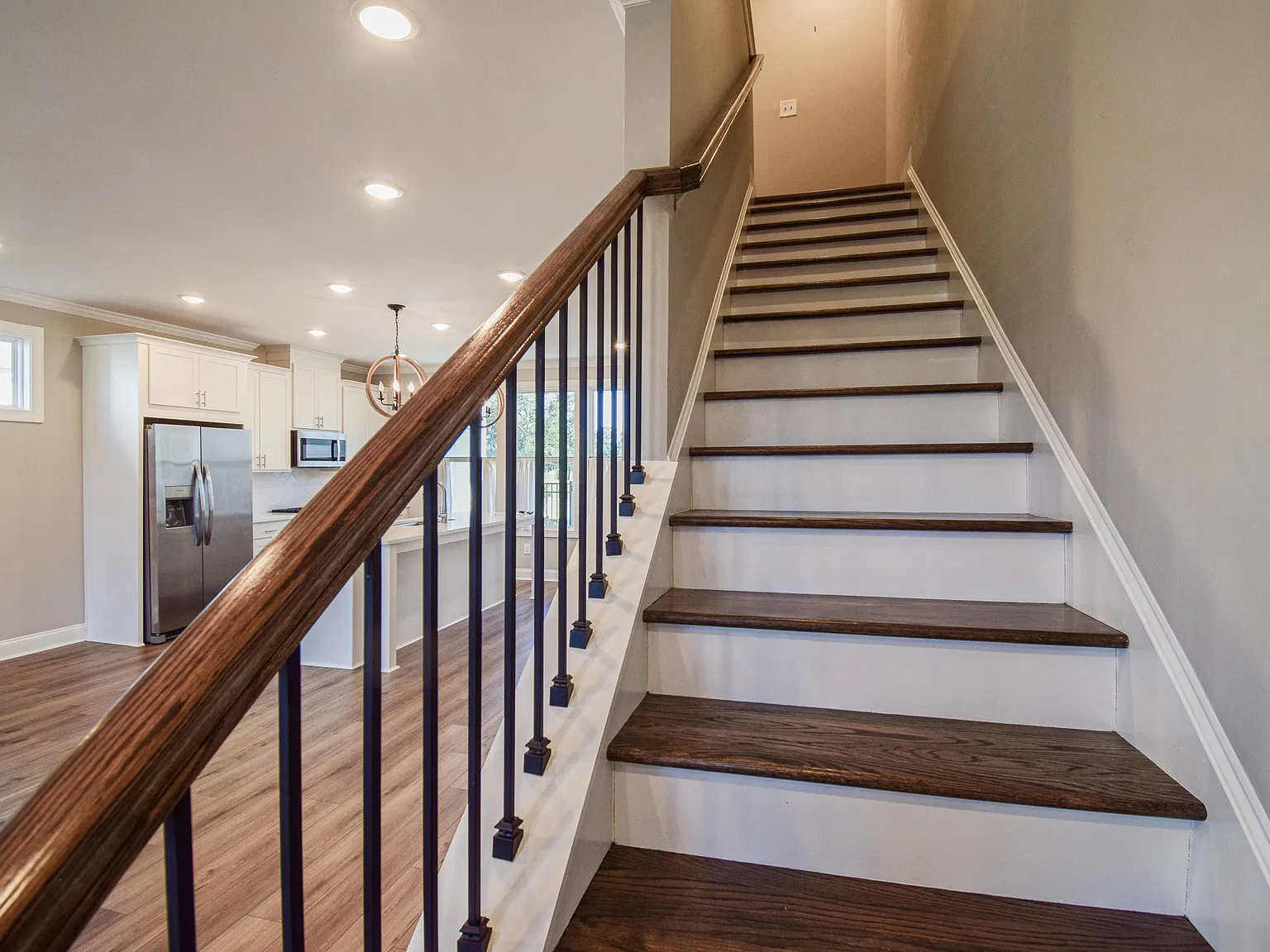 3 bed, 1534 sqft, $2,750 — Photo 3
