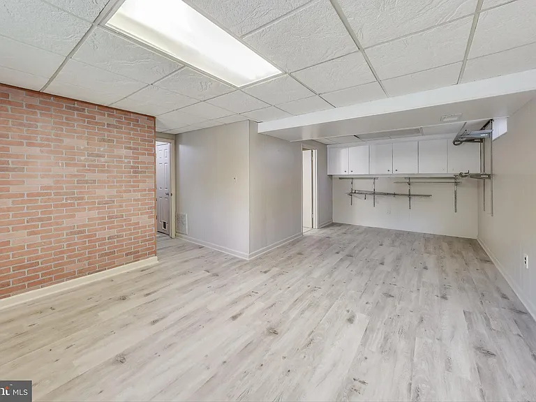 9217 Briarchip St — Photo 27