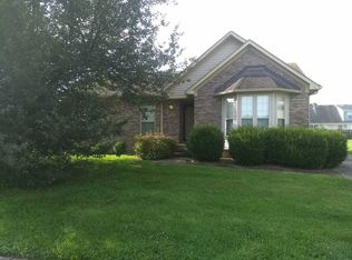11324 Garden Trace Dr, Louisville, KY 40229